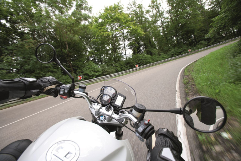 Assistenzsysteme beim Motorrad bringen Sicherheit