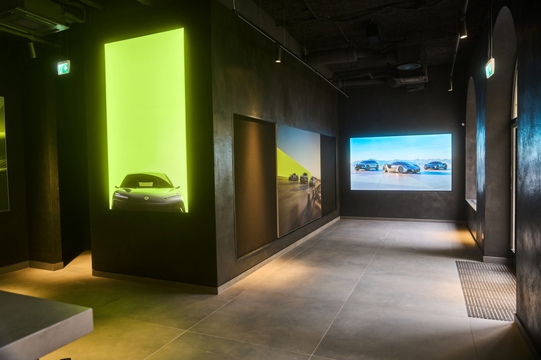 Lotus: Flagship Store in München eröffnet