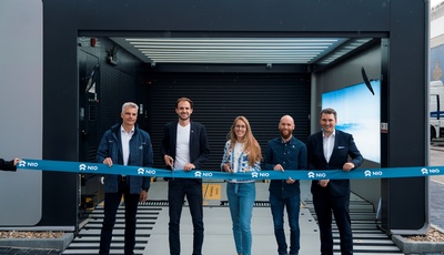 Nio powert bei Lade- und Batterietausch-Infrastruktur