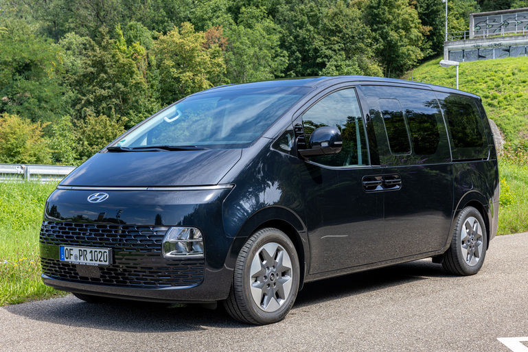 Hyundai Staria überzeugt als 9-Sitzer