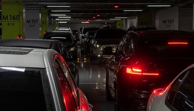 Umfrage: Mehr Parkraum für SUVs gefordert