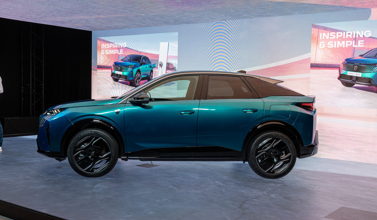 mid Sochaux - Das rein elektrische Modell soll eine Reichweite von bis zu 700 km erreichen. Mike Neumann / mid