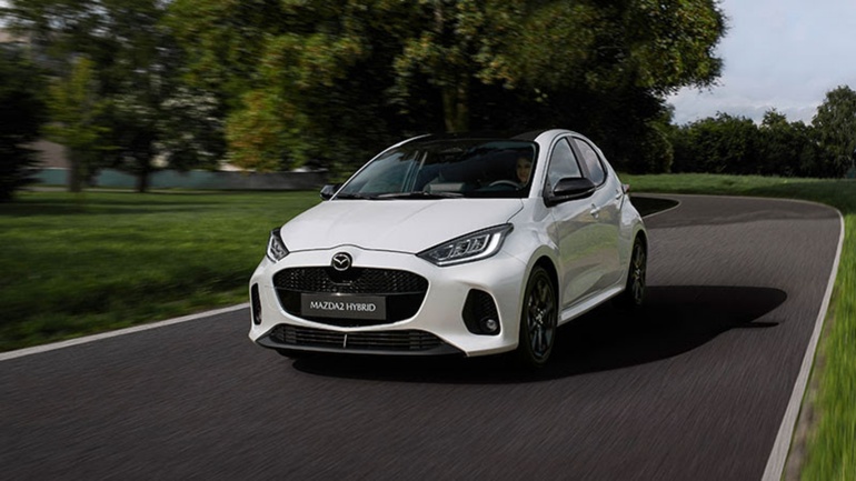 Mazda2 Hybrid: Update mit neuer Front und Farbe