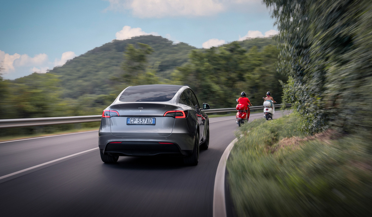 mid Groß-Gerau - Elektrofahrzeuge und Ladeinfrastruktur gehen bei Tesla Hand in Hand. Tesla