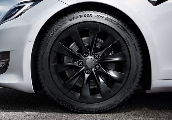 Hankook präsentiert Ganzjahresreifen für Elektrofahrzeuge