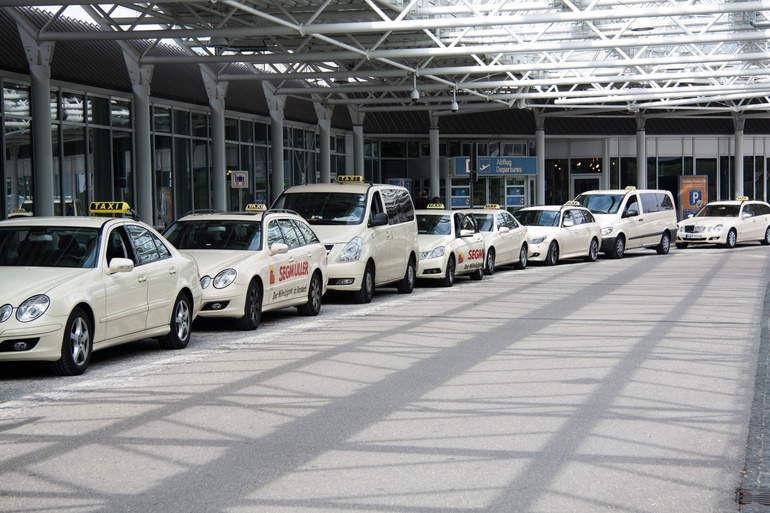 Warum Taxis in Deutschland beige sind Warum Taxis in Deutschland beige sind