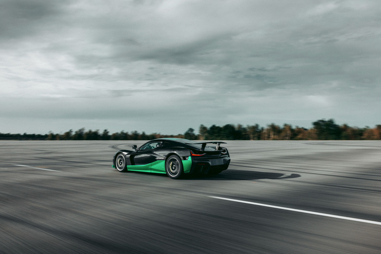 Elektro-Bolide Rimac Nevera Weltrekord