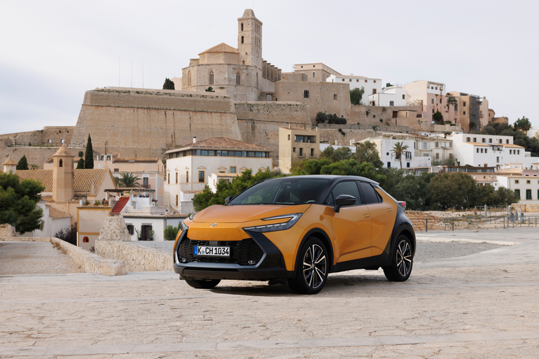Der neue Toyota C-HR