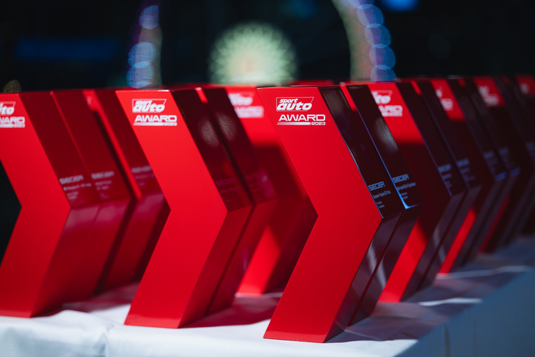 Porsche bleibt Favorit bei Lesern von 