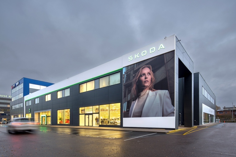 Skoda startet mit Showrooms in neuem Design