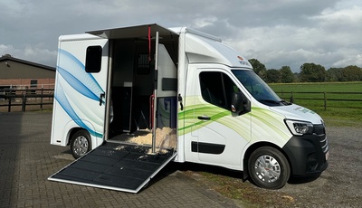 Renault elektrisiert den Pferdetransport