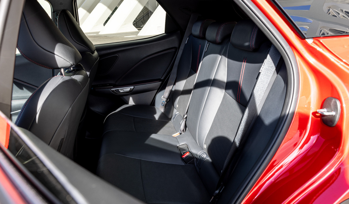 mid Valencia - Zwei Isofix-Befestigungen verstecken sich unter Abdeckkappen. Mike Neumann / mid