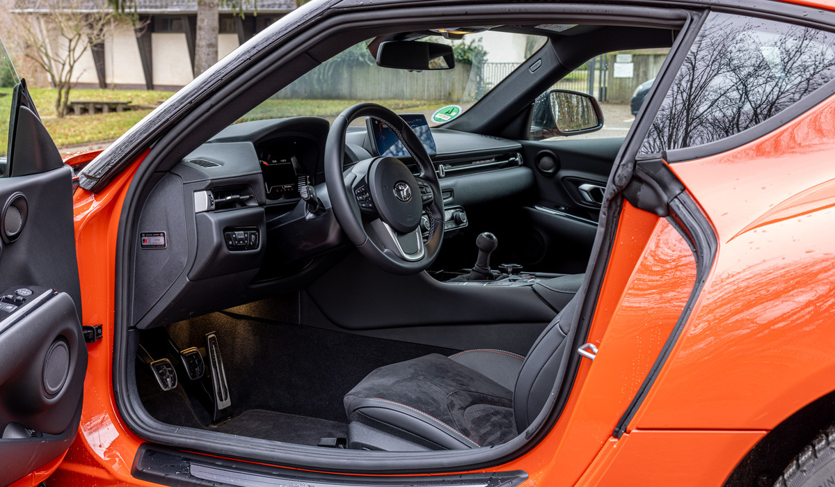 mid Groß-Gerau - Wenn man den Einsteig in den Zweisitzer gemeistert hat fühlt man sich direkt wohl. Mike Neumann / mid