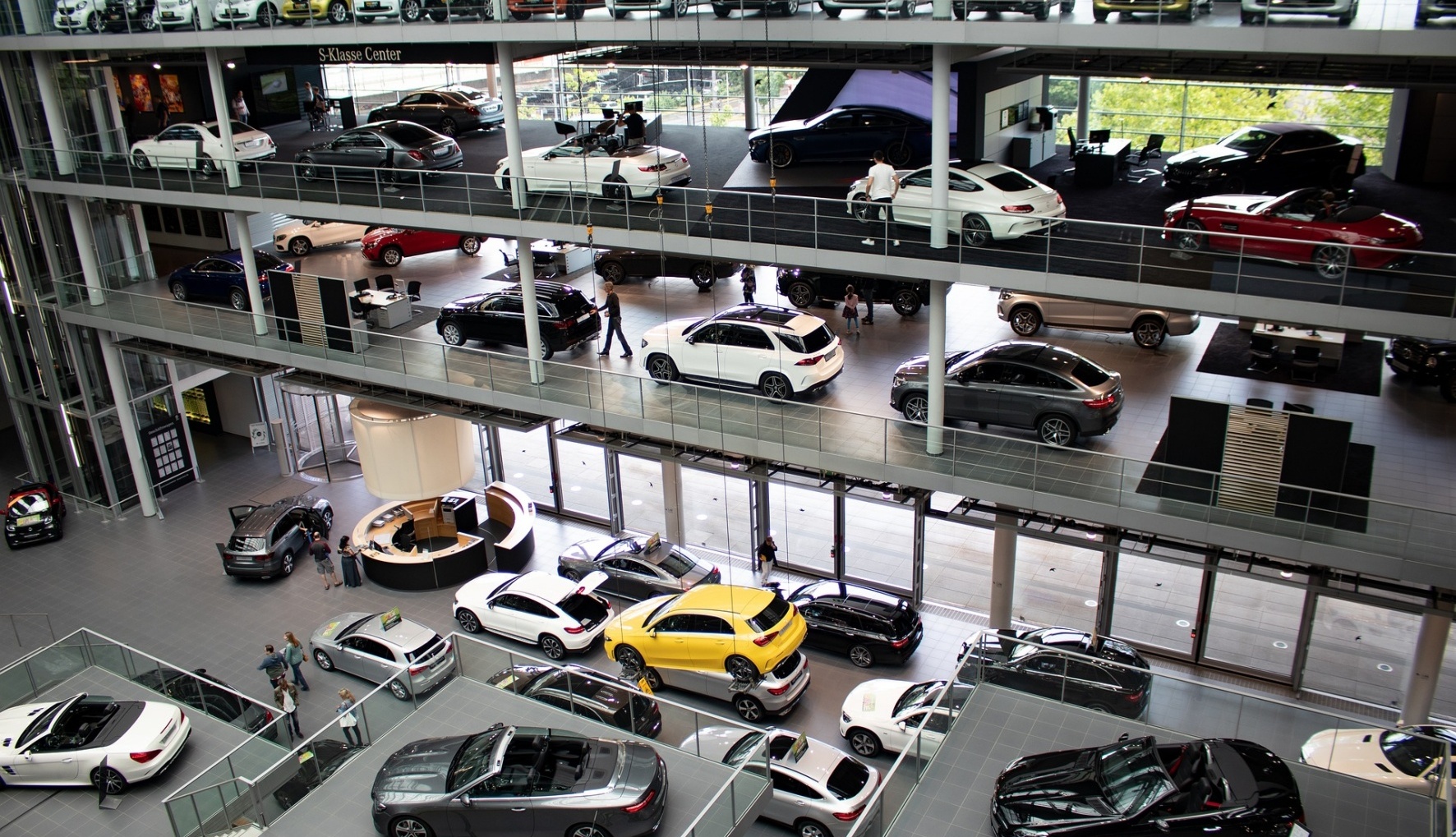 Pkw-Neuzulassungen: Januar zehrt von Sondereffekt