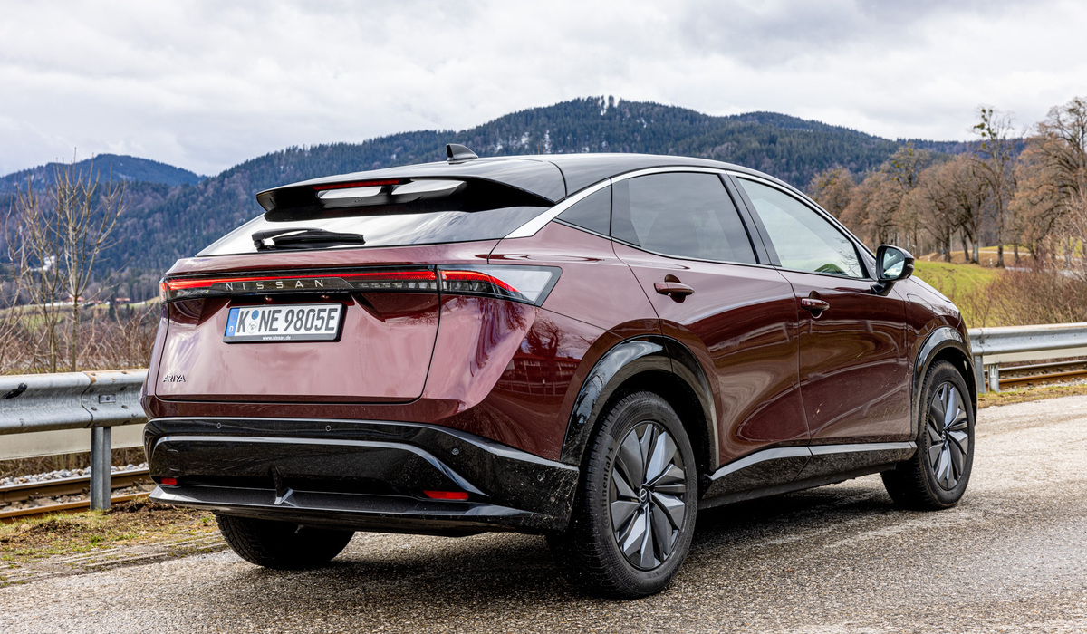 mid München - Ein Dachkantenspoiler hilft bei der Aerodynamik. Mike Neumann / mid