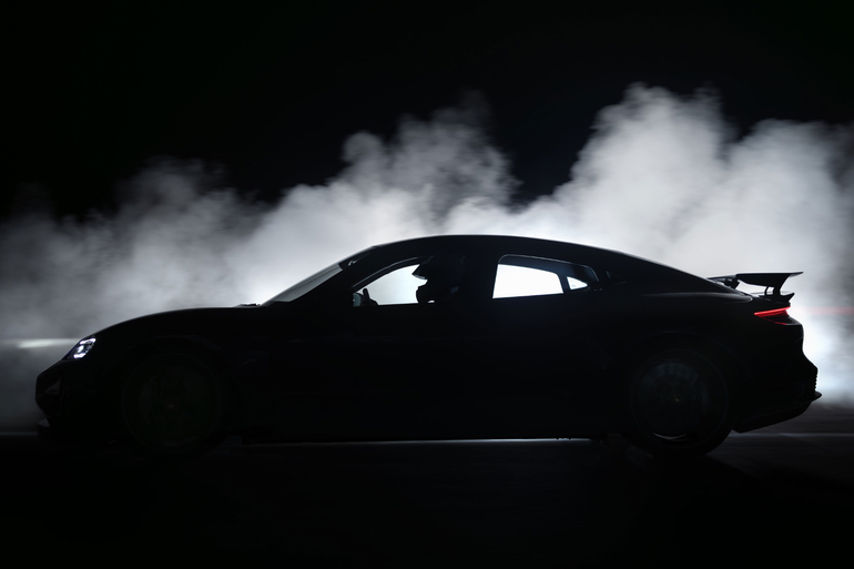 Neuer Porsche Taycan mit noch mehr Dynamik