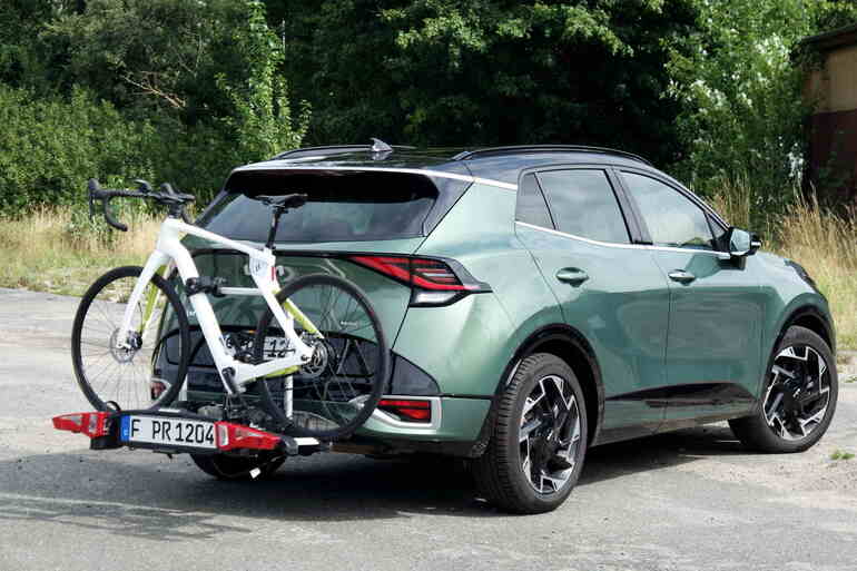 Ratgeber: Pedelec-Transport im Auto - Wenn E-Bikes huckepack reisen Ratgeber: Pedelec-Transport im Auto - Wenn E-Bikes huckepack reisen