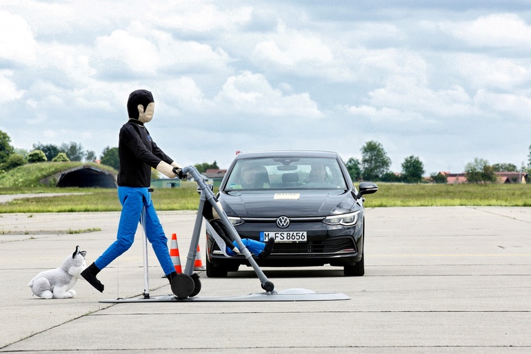 Sinnvolle Fahrassistenten mit Grenzen