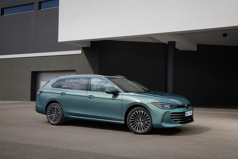 Mercedes E-Klasse und VW Passat mit fünf Sternen für Sicherheit