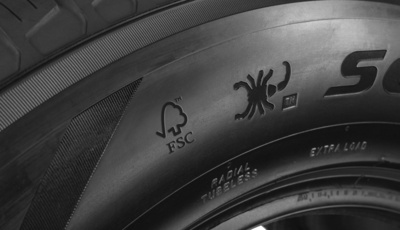 JLR-Modelle auf zertifizierten Naturgummipneus von Pirelli