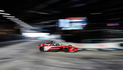 Nissan Formel E Team behauptet sich bei ABB FIA Formel E