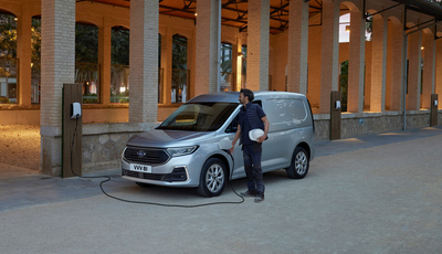 Ford Transit Connect PHEV ab 40.876,50 Euro