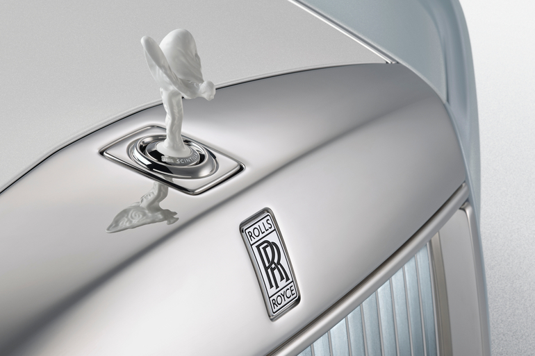 Rolls-Royce: Kühlerfigur in Keramik-Ausführung