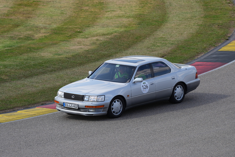 Luxus auf Japanisch: 35 Jahre Lexus LS