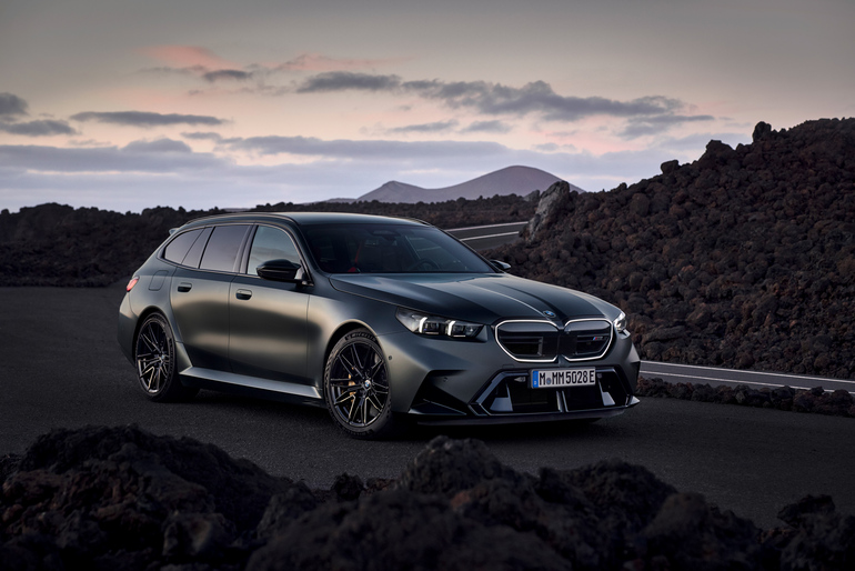 BMW M5 High-Performance Automobil