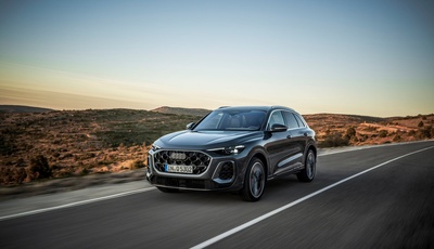 Audi Q5 SUV und Audi SQ5 SUV am Start
