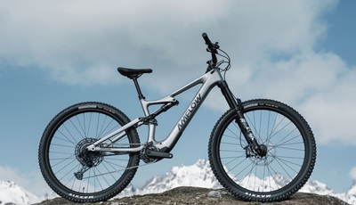 E-Bikes von DJI - Teure Leichtgewichte