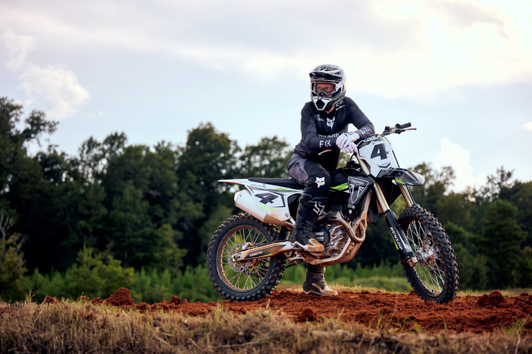 Sonderserie Triumph TF 450 Ricky Carmichael