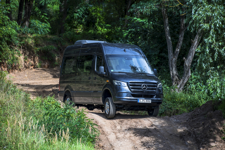 Mercedes Vito und Sprinter mit Allrad  - So oder so – aber immer auf allen Vieren 