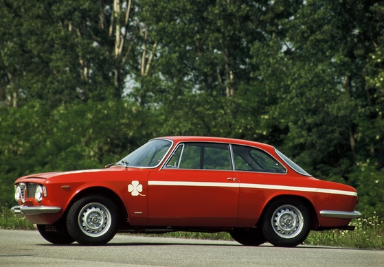 60 Jahre Alfa Romeo Junior - Kleine Autos für große Emotionen