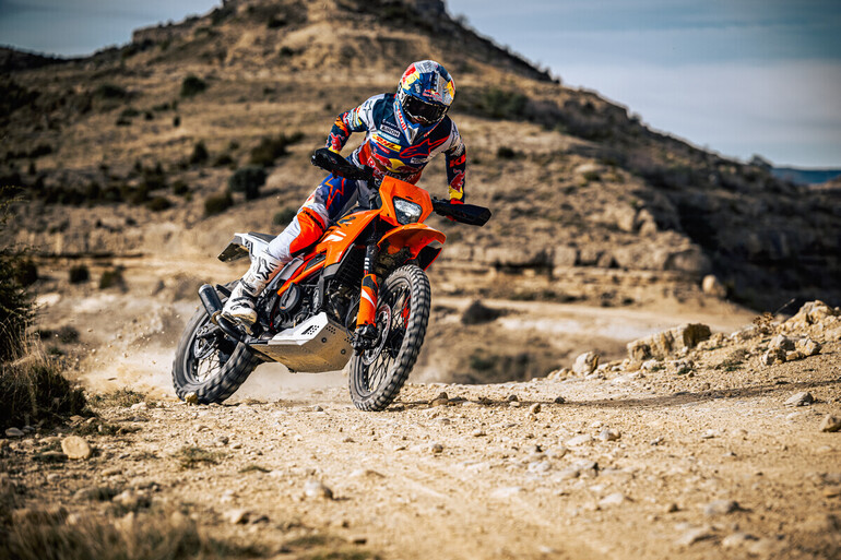 Neue KTM 390 Adventure-Modelle - Zweigleisig auf dem Weg zum Horizont