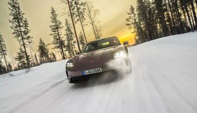 Fahrbericht: Porsche Taycan 4  - Grip gegen Geld 