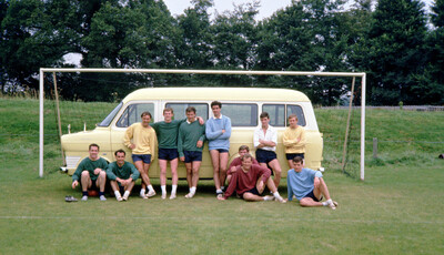 60 Jahre Ford Transit - Rotkäppchen und der Wolfsburger